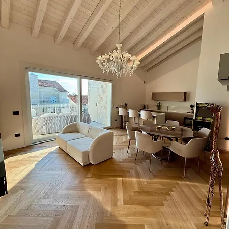 Luxury And Pool House Lido di Jesolo